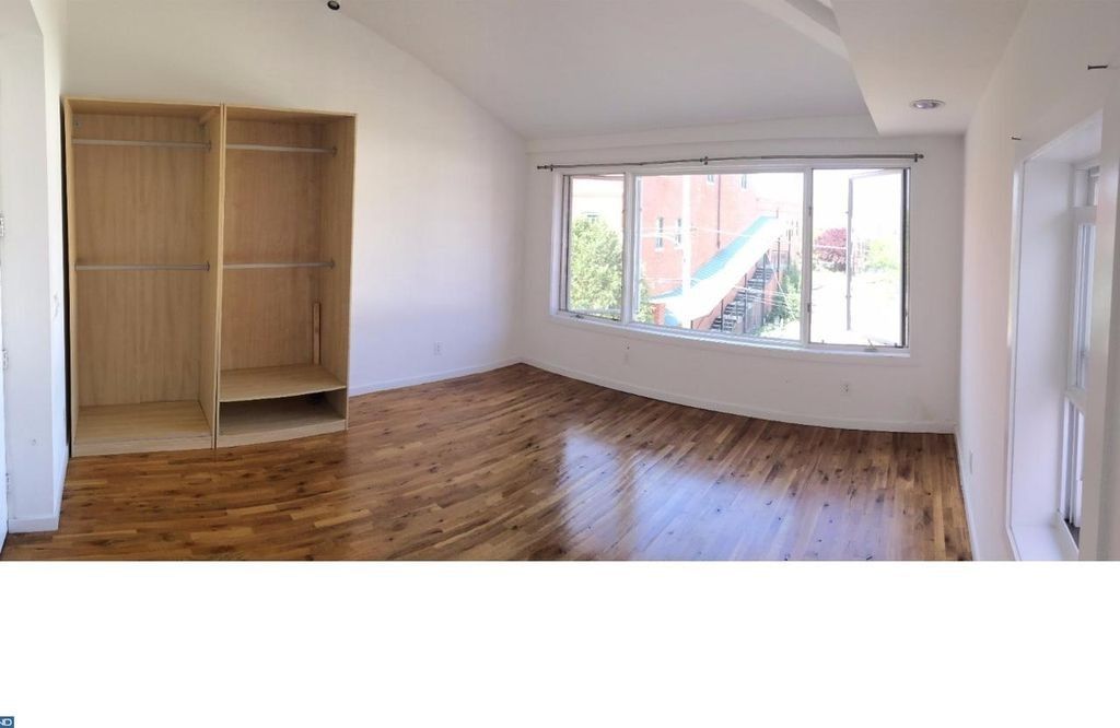1432 N Cadwallader St - Photo 3 of 10