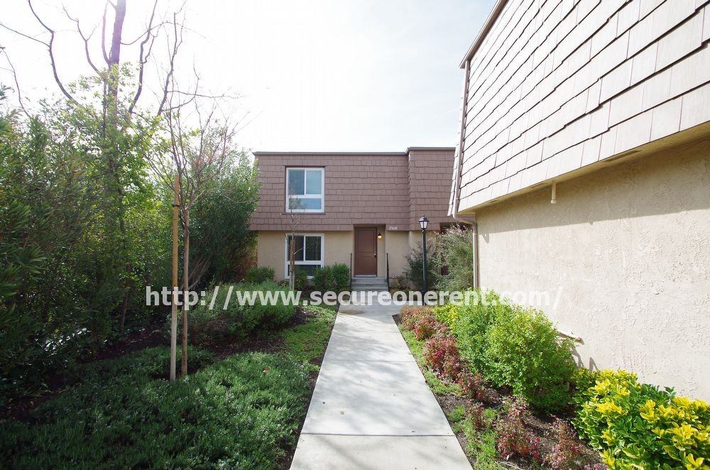 27420 Country Glen Rd - Photo 2 of 20