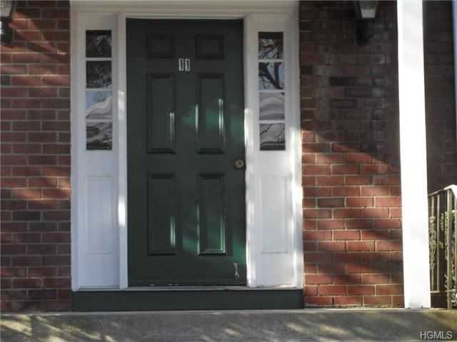 11 Essex Ln #5A - Photo 2 of 15