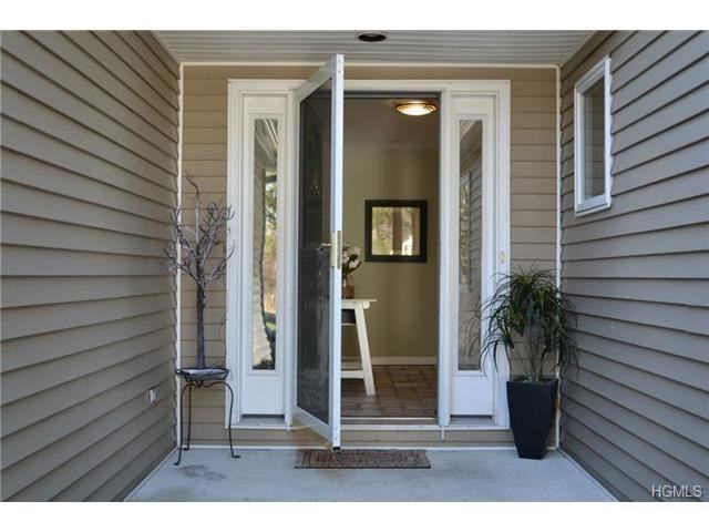 268 Watch Hill Rd - Photo 2 of 30