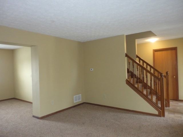5631 Forest Glen Dr - Photo 3 of 11