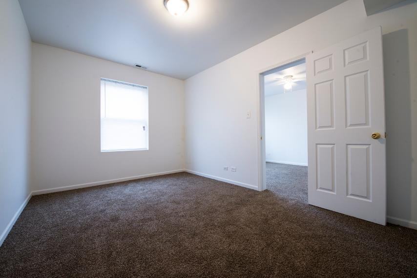 9244 S Saginaw Apartments in Calumet Heights, Chicago, IL 60617 Zumper