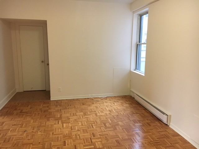 5276 QUEEN MARY ROAD #7 - Photo 3 of 8