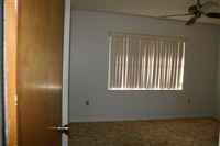 715 S Orange St - Photo 3 of 6