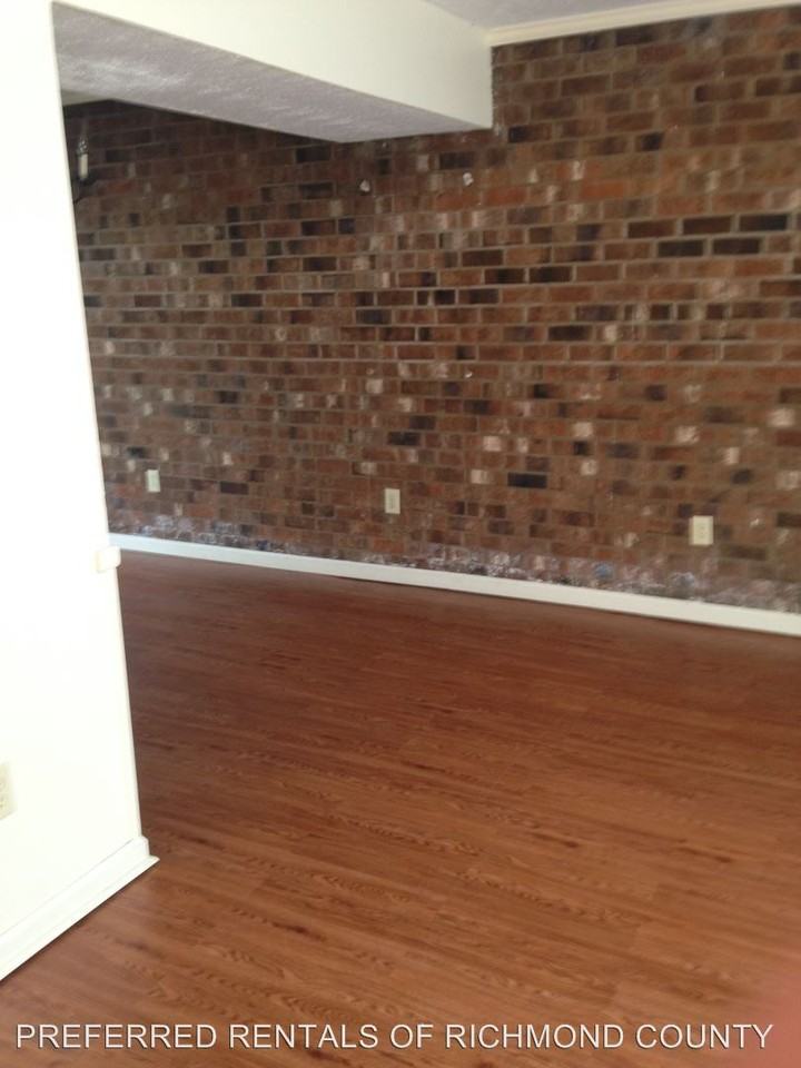 124 N Stewart St #4 - Photo 2 of 7