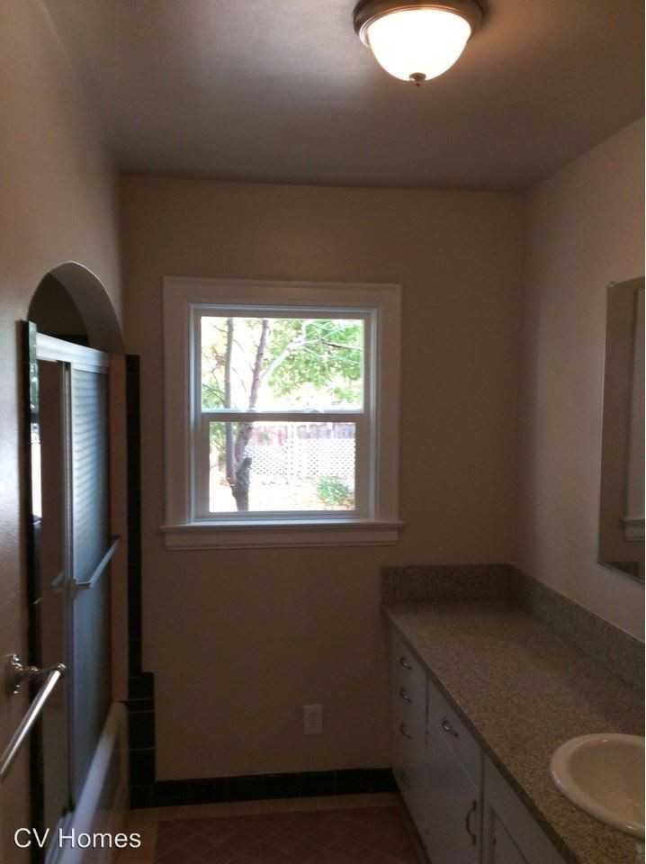 525 E Yale Ave - Photo 2 of 36