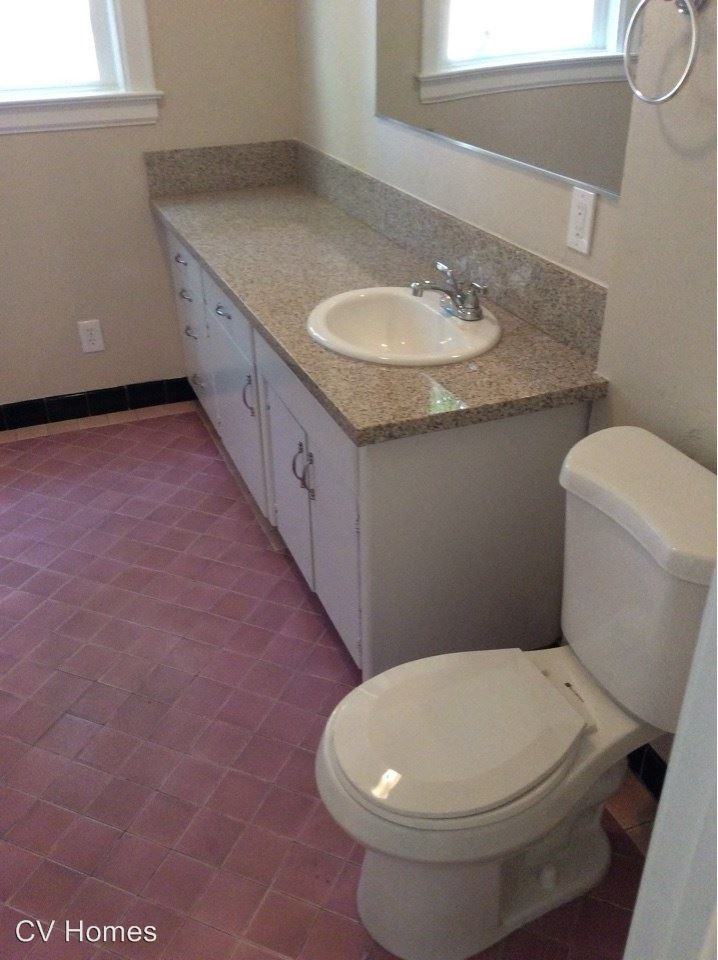 525 E Yale Ave - Photo 3 of 36