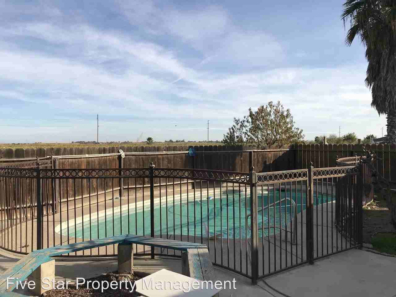 4424 Arnold Rd - Photo 3 of 11