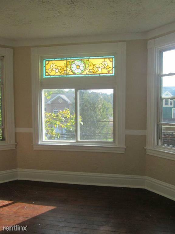 82 Ingram Ave - Photo 3 of 4