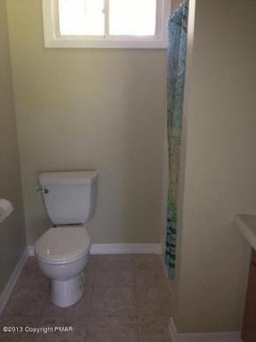 307 Log Cabin Ln - Photo 3 of 5