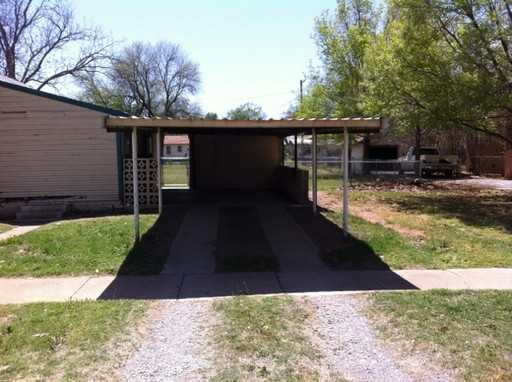 328 E Texas Ave - Photo 2 of 11