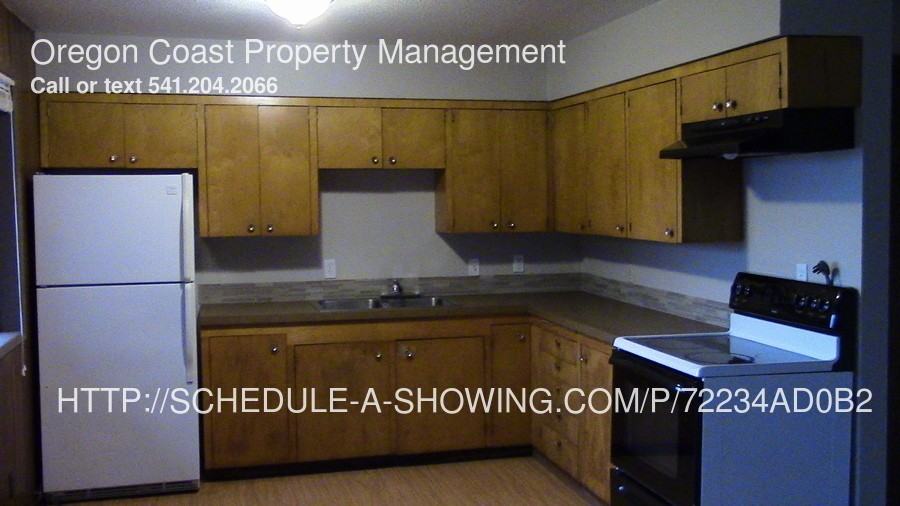 25 Beach St #2 - Photo 2 of 9