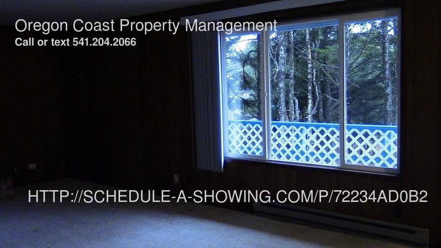 25 Beach St #2 - Photo 3 of 9