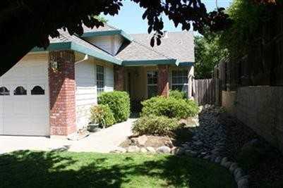 9231 Gambier Ct - Photo 2 of 9