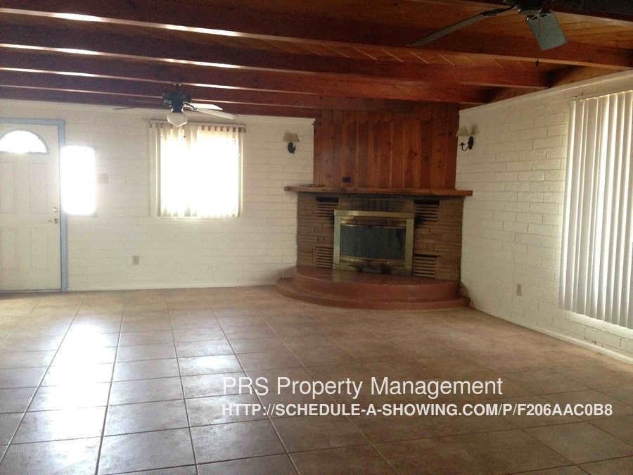 8039 E 5th Ave - Photo 3 of 7