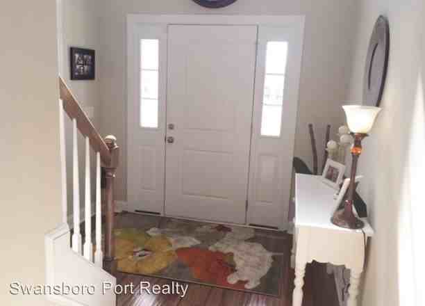 403 Stella Bridgeway Dr - Photo 2 of 16