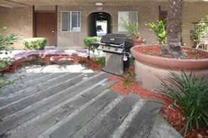 6210 Whitsett - Photo 2 of 4