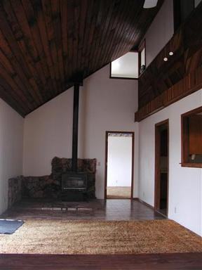 5793 Oak St - Photo 3 of 14