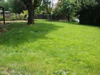 12215 SE Juniper St #12215 - Photo 2 of 15