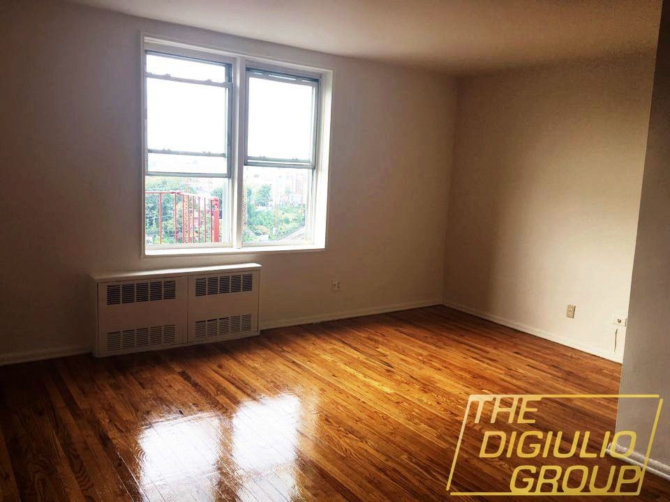 42-25 65th Place #4J - Photo 2 of 4