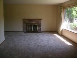 5555 SW Chestnut Ave - Photo 2 of 9