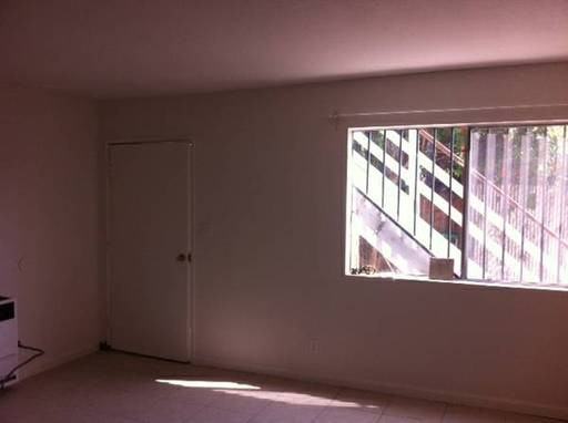 3616 Highland Ave #B - Photo 3 of 9