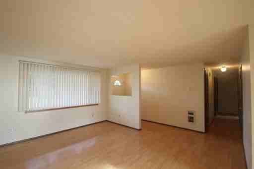 3502 NE 135th Ave - Photo 2 of 9