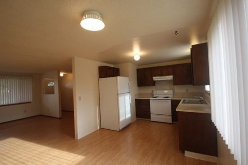 3502 NE 135th Ave - Photo 3 of 9