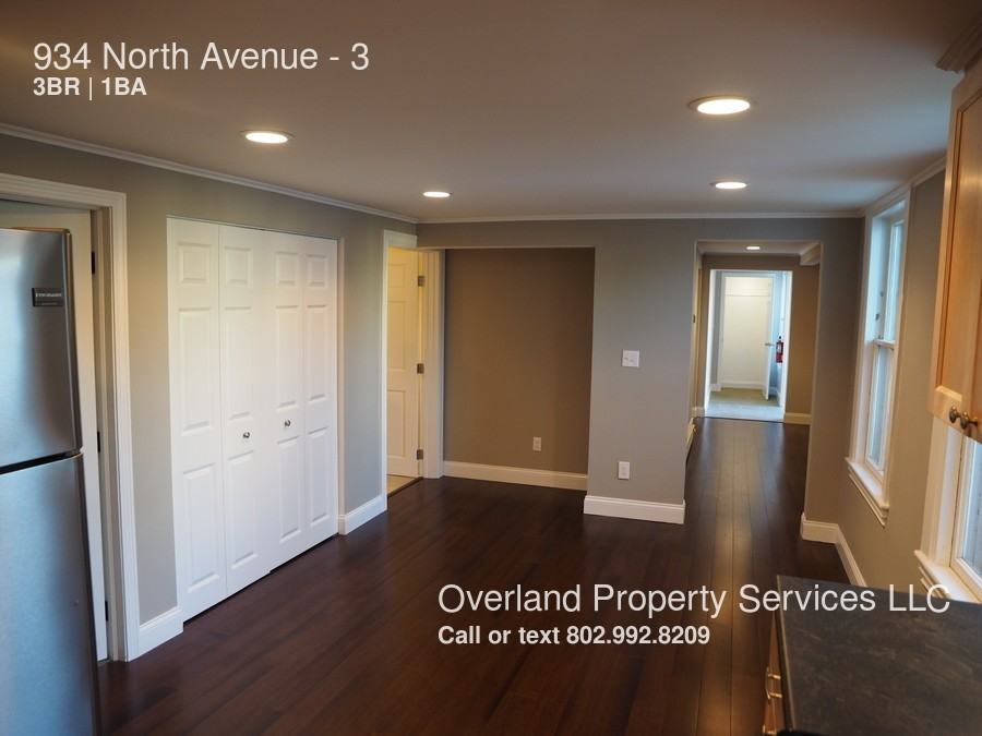 934 North Ave #3 - Photo 3 of 14