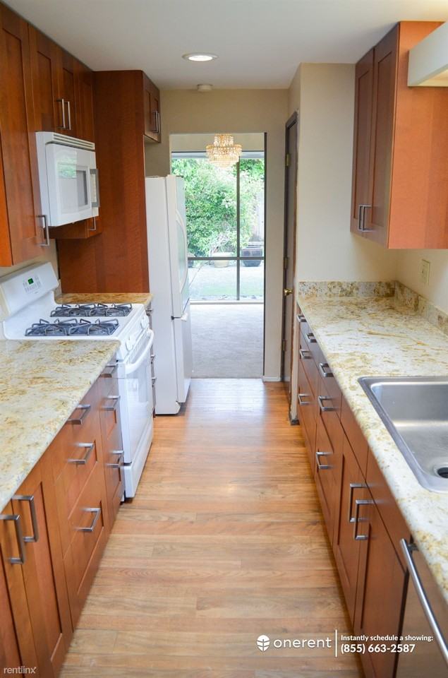 8408 SE 34th Pl - Photo 2 of 20