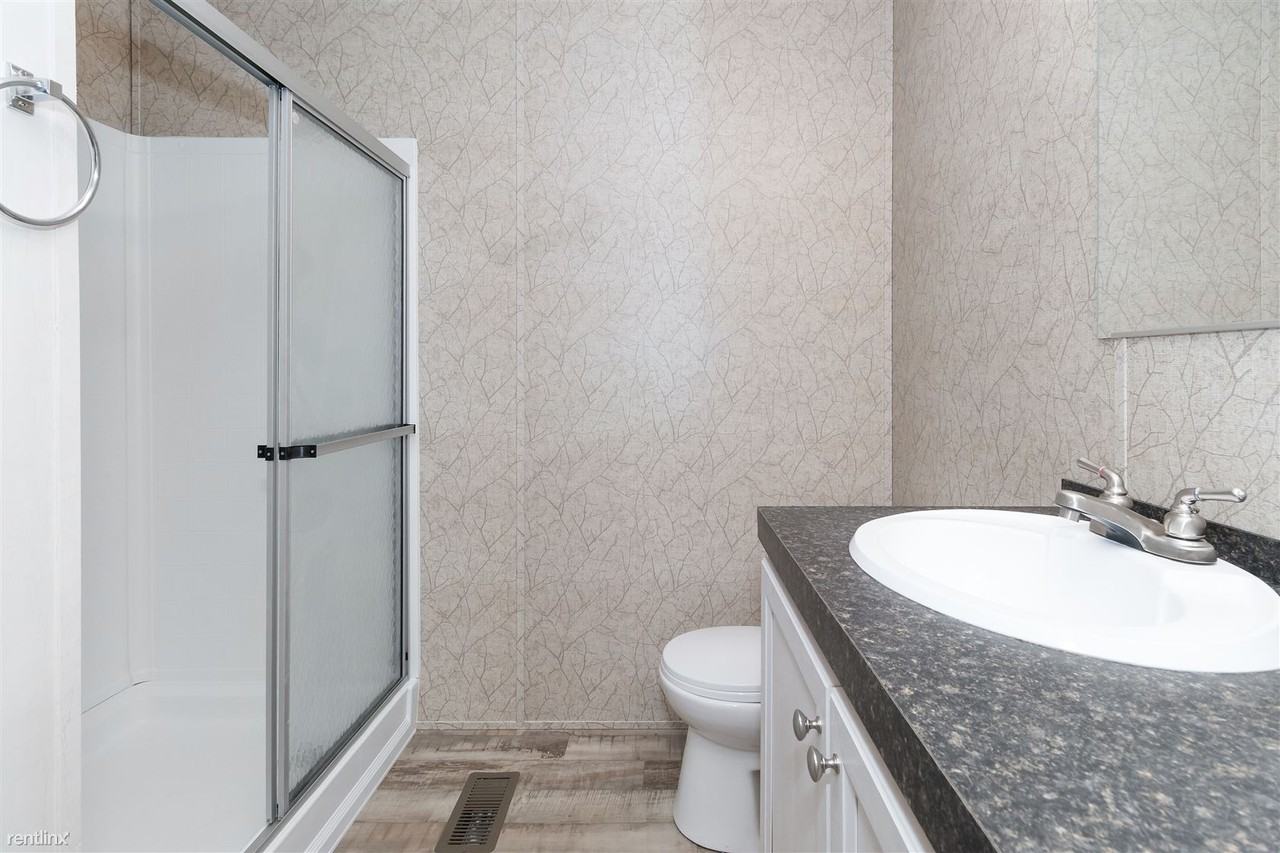 N Gillette Ave & N Lewis Ave - Photo 3 of 8