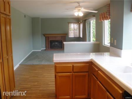 29572 Crown Creek - Photo 3 of 27