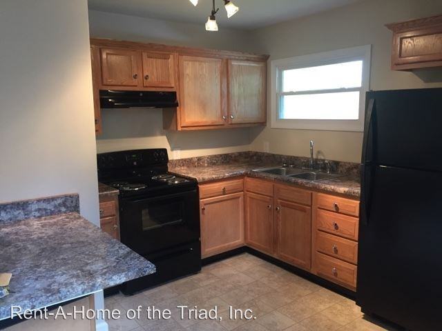 1509 Park Ave - Photo 3 of 10