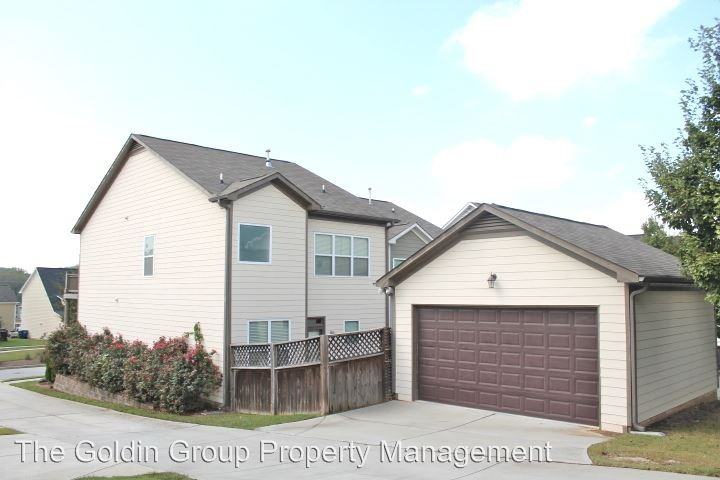 1715 Hollingsworth Blvd - Photo 2 of 24