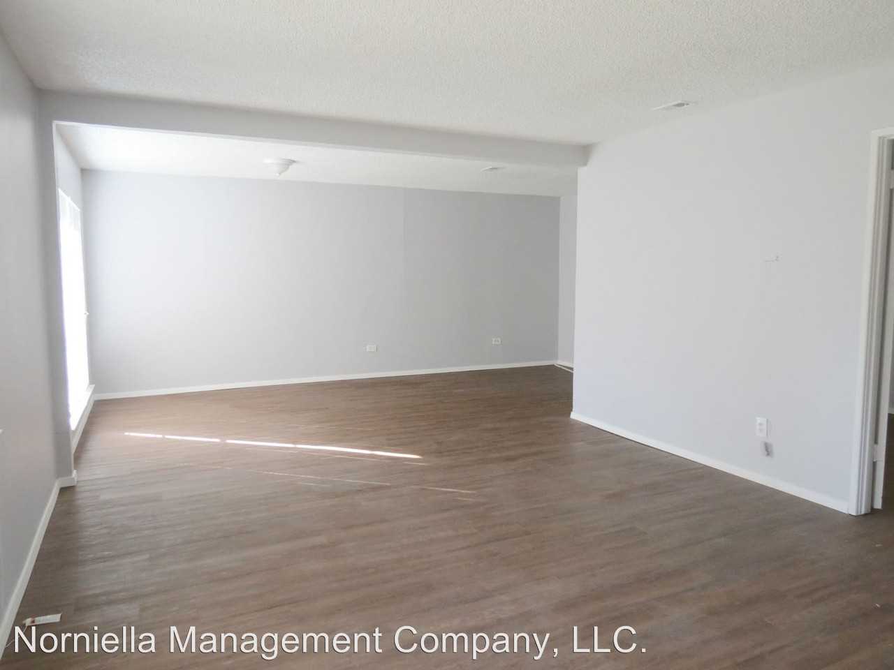 3827 Black Oak Dr - Photo 3 of 13