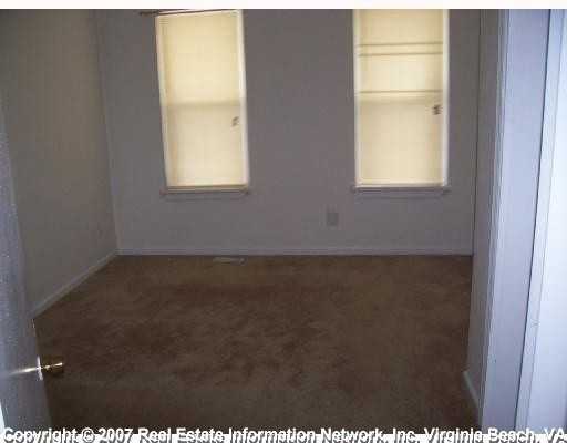 2412 West Ave - Photo 3 of 9