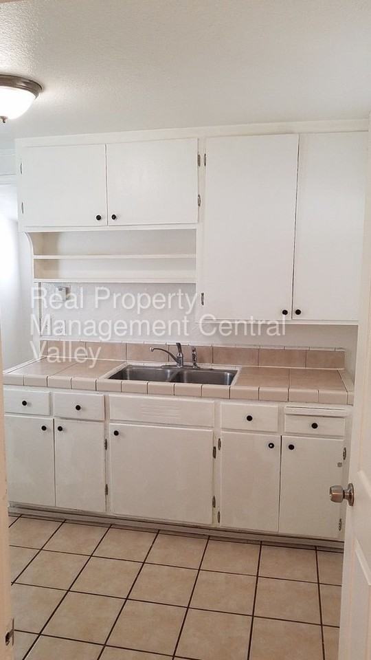 1 S 3rd St - Photo 2 of 10