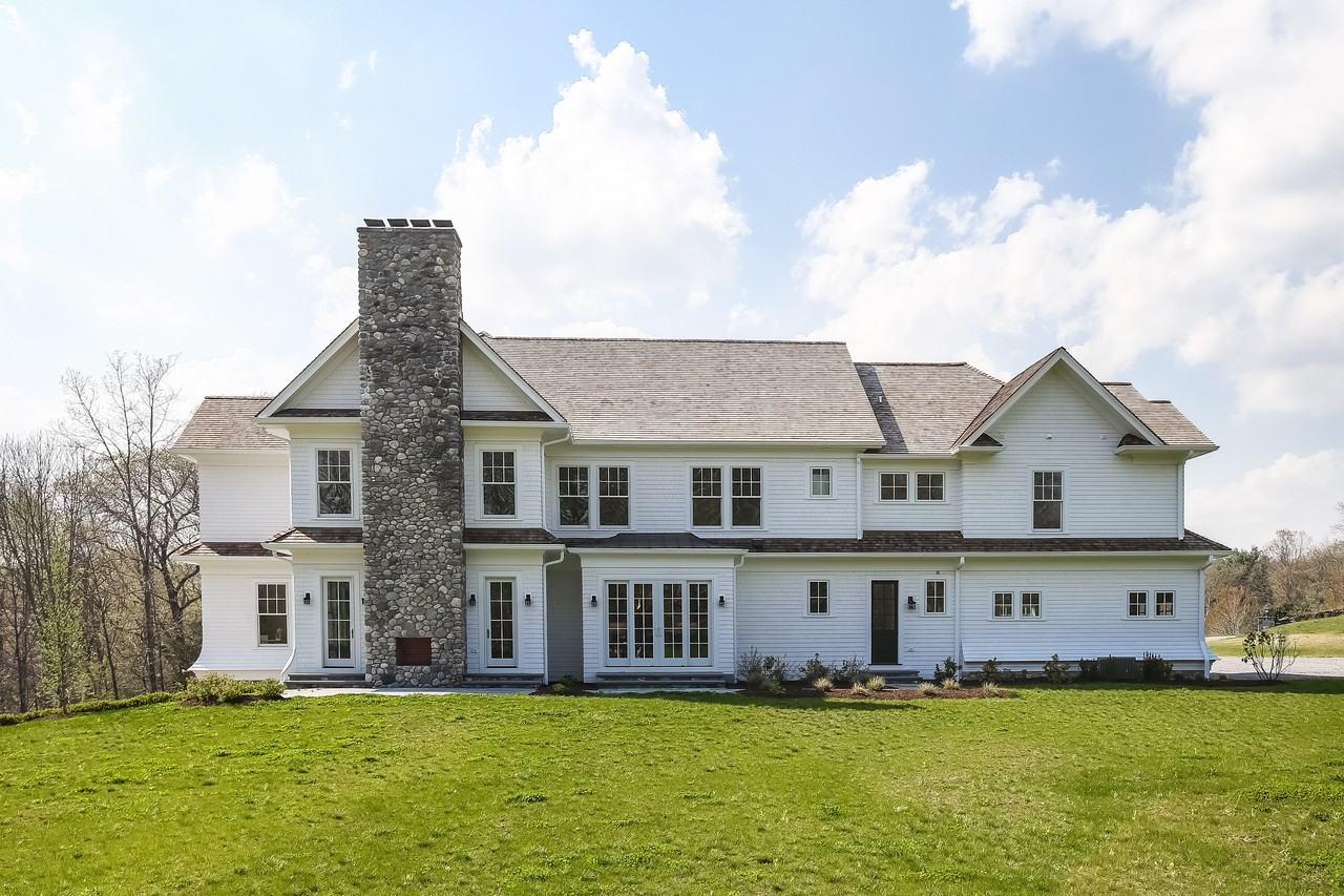 4 Middlebrook Ln - Photo 2 of 25