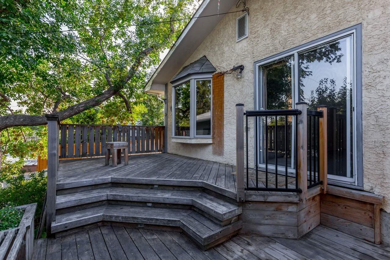 936 Hunterston Hill NW - Photo 2 of 27