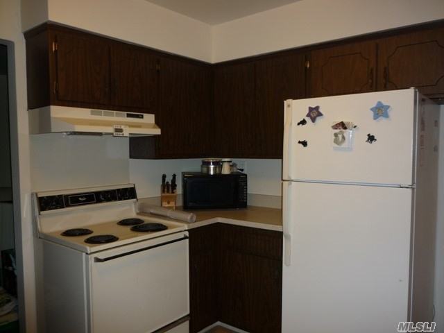 29 W Albany St - Photo 3 of 7