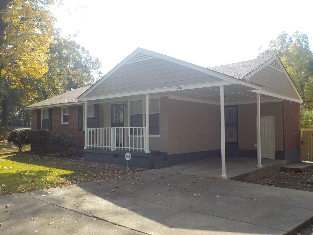 4917 Lochinvar Rd - Photo 2 of 11