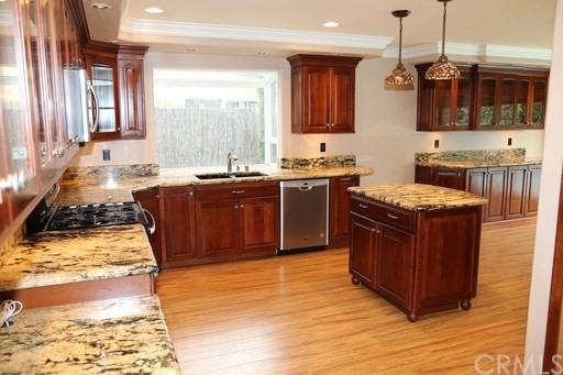 3066 Hayes Ave - Photo 2 of 12