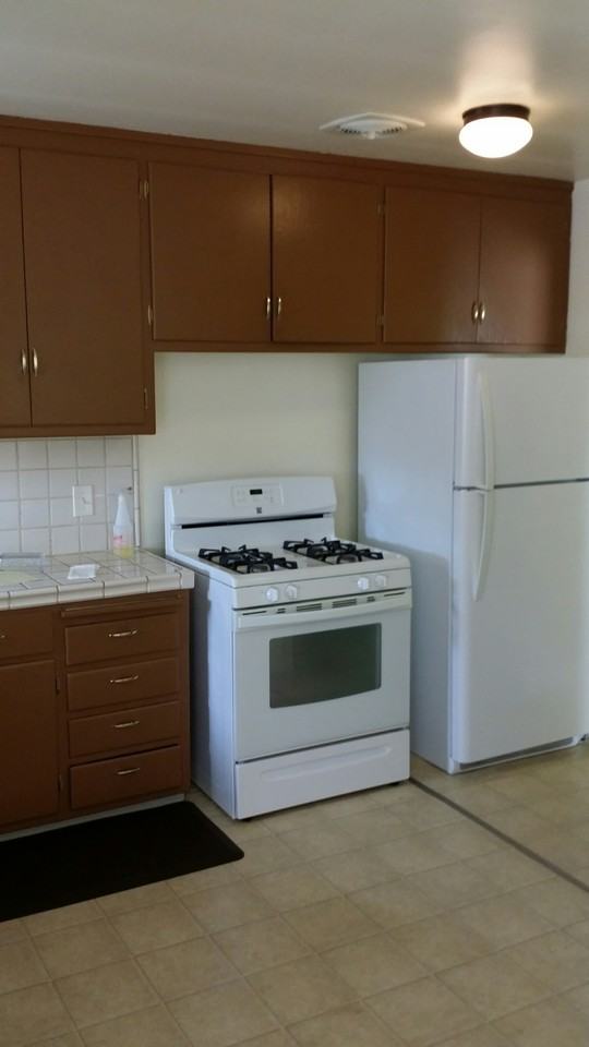 10730 Sheldon St - Photo 3 of 11