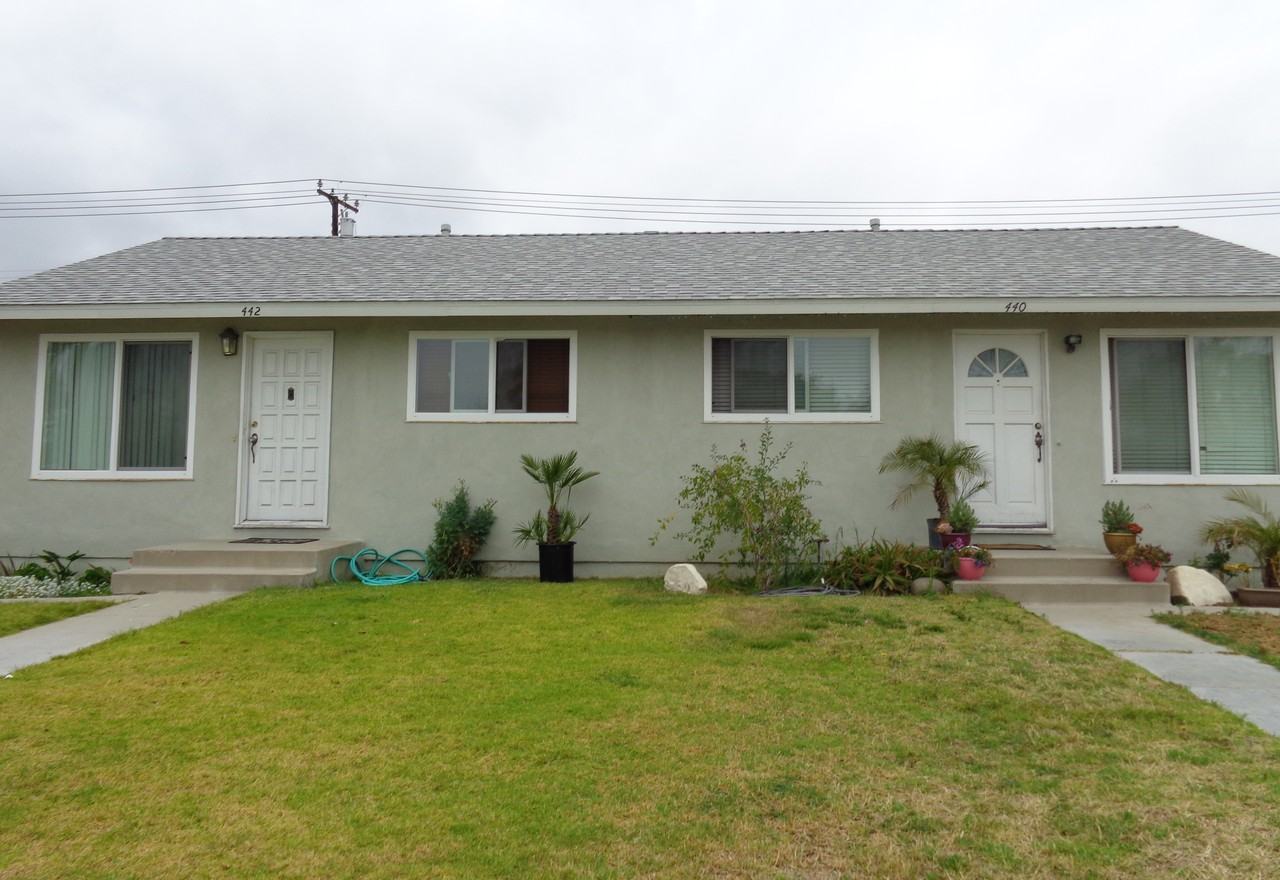 442 Princeton Ave - Photo 2 of 5