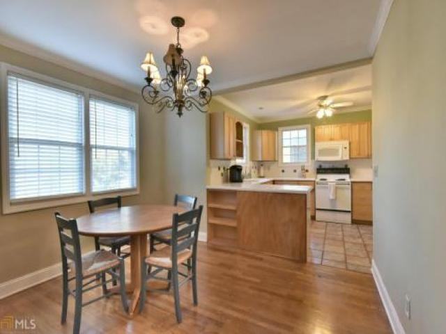 1334 Oldfield Rd - Photo 3 of 6