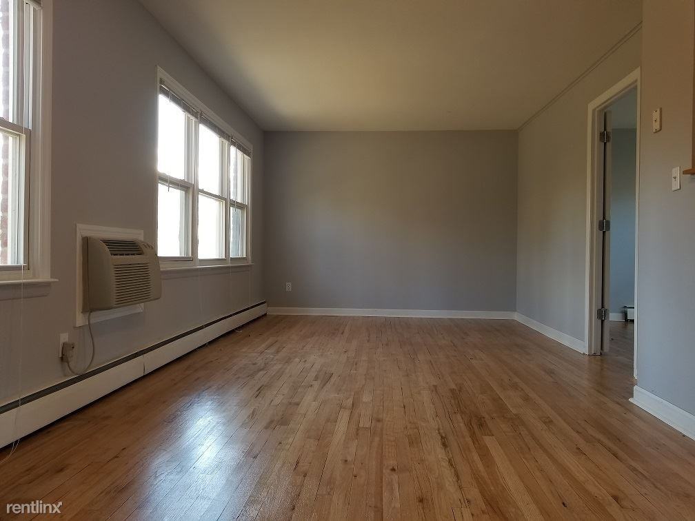 24 Bari Manor - Photo 2 of 11