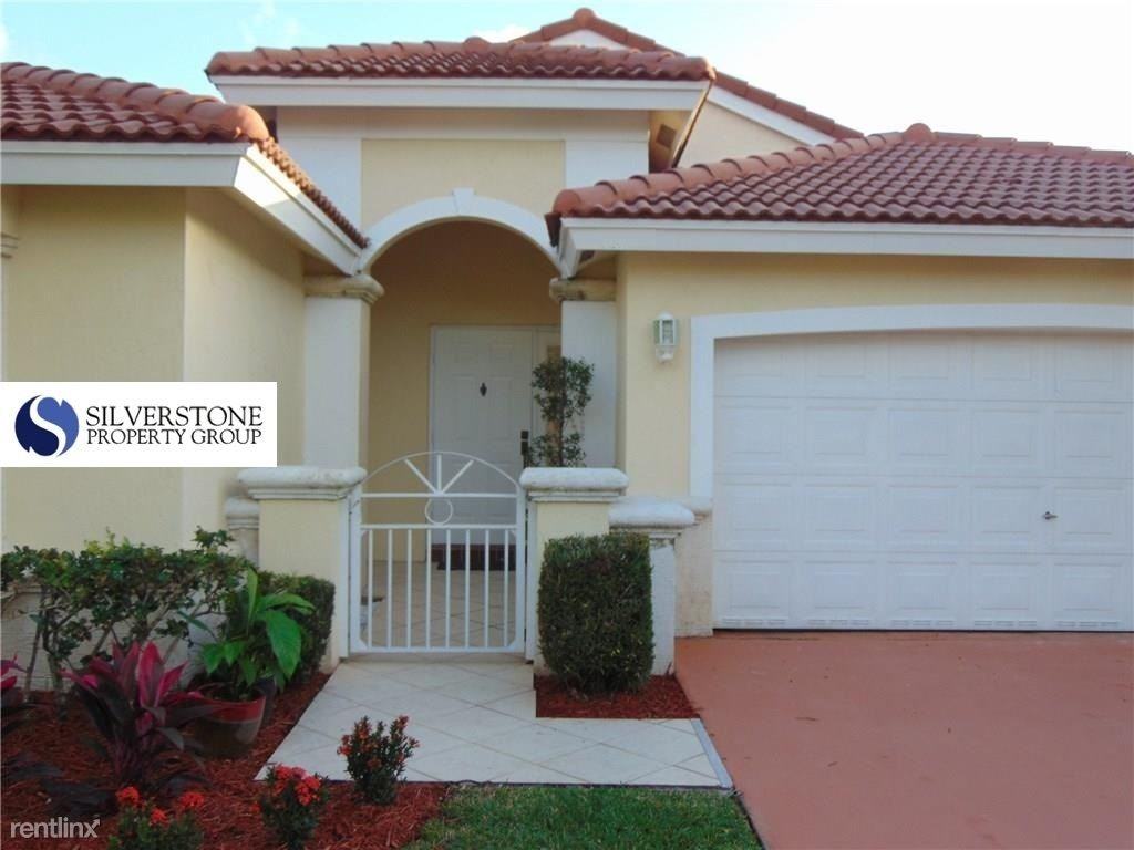 18785 NW 24th Ct - Photo 2 of 32