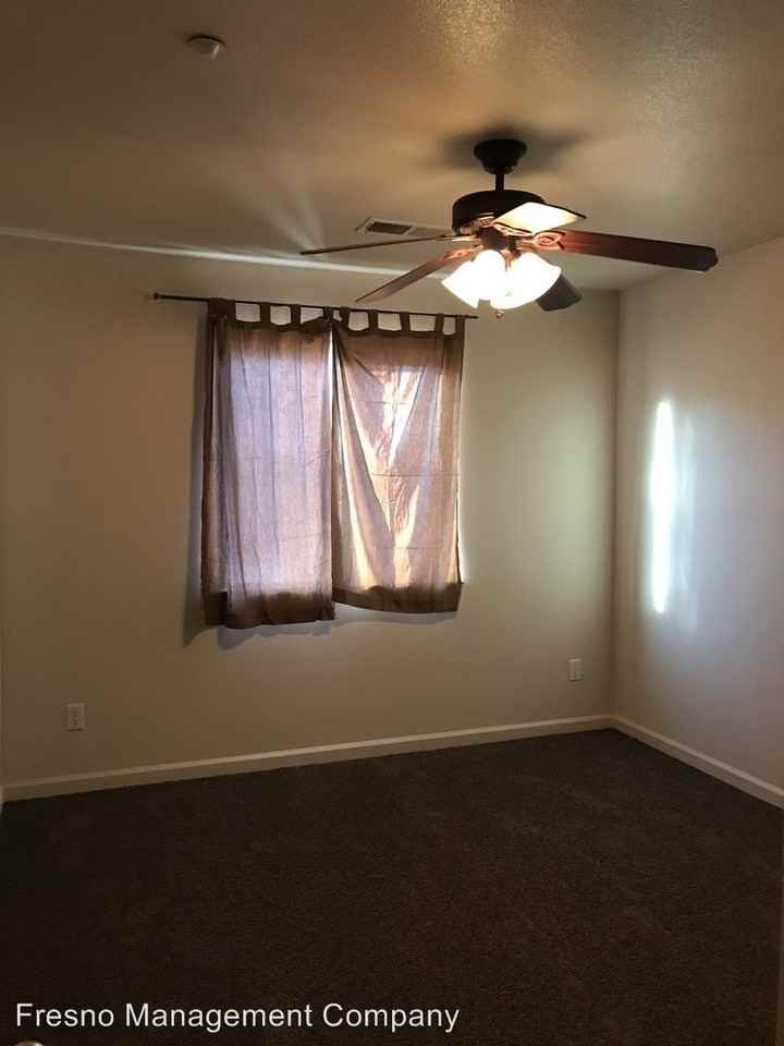 7054 N Weber Ave - Photo 2 of 18