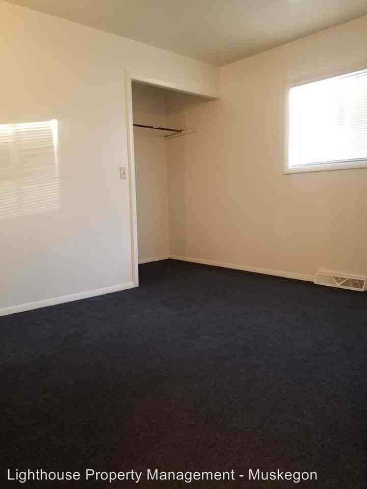 1517 Beidler Street - Photo 3 of 9