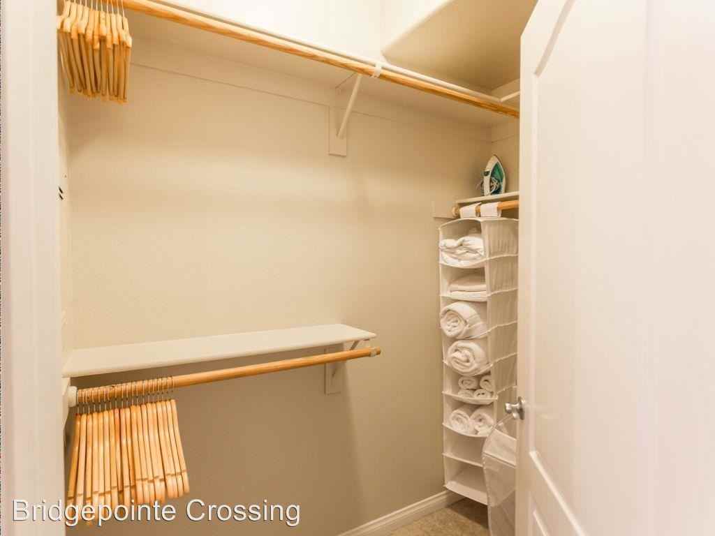 192 Central Ave SW - Photo 3 of 5